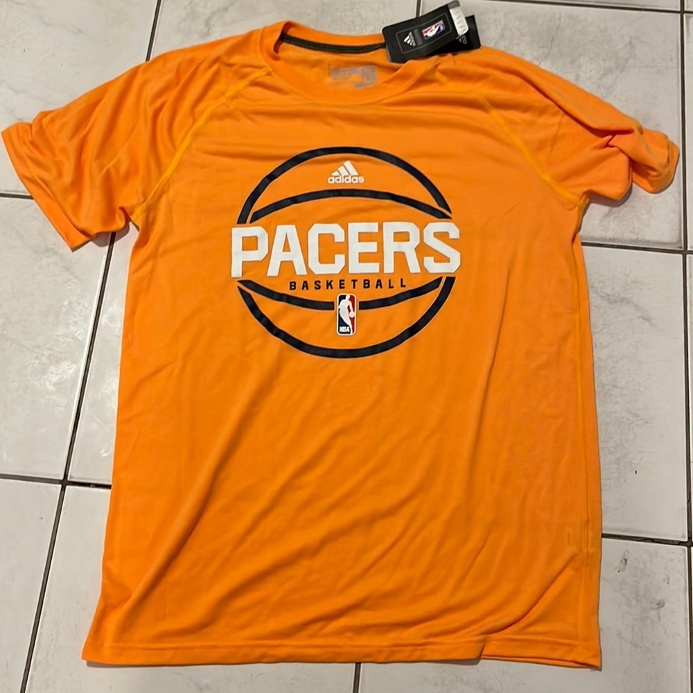 Adidas Pacers basketball T-shirt NWT